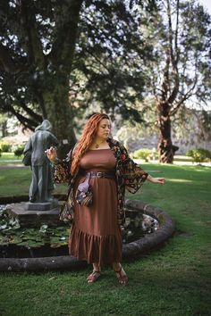 Fern and Forest Fruits Robe Sylky Clothing Cardigan Kimono - Etsy Spain Garden Witch Outfit, Art Teacher Fashion, Boho Witch Outfits, Garden Witch, 2025 Goals, Bohemian Outfits, Forest Fruits, Cardigan Kimono, Boho Style Outfits