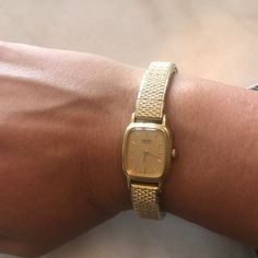 Seiko’s Stretchy Bracelet Watch. Vintage And A Delicate Piece Seiko Vintage Watch Woman, Seiko Watches Women, Seiko Gold, Vintage Watches Women, Square Watch, Seiko Watches, Stretchy Bracelets, Vintage Watches, Accessories Watches