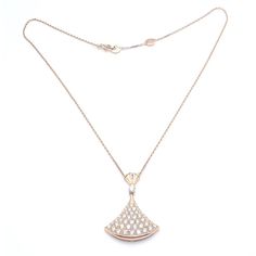 Bulgari Diva Dream 18k Rose Gold 2.14ct Diamond Large Necklace  Metal: 18k Rose Gold Measurements:  Length 18", 17"  Pendant: 36mm x 25mm Weight: 9.7 grams Stones: 43 Round brilliant cut VS1 clarity, E color diamonds total weight approximately 2.14ct Hallmarks: Bvlgari Made in Italy 750 RNMAZZ  Please reference the dimensions in the description for the best approximate dimensions. Bvlgari Necklace, Large Necklace, Metal Necklaces, 18k Rose Gold, Round Brilliant, Colored Diamonds, Diva, Diamonds, Rose Gold