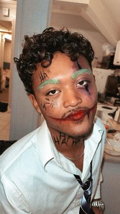 Halloween Joker Makeup for boys and girls Halloween Makeup Looks Guys, Boy Joker Makeup, Guy Makeup Halloween, Joker Costume Black Man, Joker Male Costume, Men’s Joker Makeup, Male Halloween Ideas, Joker Guy Makeup, Simple Joker Makeup For Men