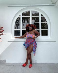 Plus Size Beach Poses Bathing Suits, Plus Size Puerto Rico Outfits, Vacation Poses Picture Ideas Plus Size, Puerto Rico Outfits Black Women, Plus Size Vacation Outfits Beach, Beach Lookbook, Punta Cana Outfits, Girly Minimalist