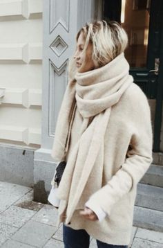 coat Mode Tips, Outfit Chic, Blazer Outfit, Sweater Scarf, Looks Street Style, Ideas For, Inspiration Mode, Fashion Mode