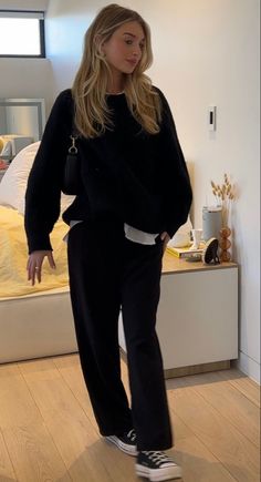 Elegant But Comfy Outfits, Stockholm Office Outfit, All Black Scandinavian Outfit, Cold Winter Casual Outfits, Black Blazer Grey Pants Women, Sneaker Trouser Outfit, Stockholm Work Style, Autumn Winter Work Outfits, Slick Bun Outfit Casual