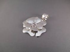 https://www.google.co.nz/search?q=flower pendant silver Dogwood Flower, Dogwood Flowers, Jewelry Artist, Navajo Jewelry, Sterling Silver Flowers, Flower Jewelry, Silver Pendants