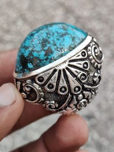 #نیشاپوری_فیروزہ Beautifull Natural Turquoise Ring Natural Big Size Attractive Stone Hand Made Heavyweight Silver Ring Total Ring Weight :67 Gram Location Islamabad Contact Whatsapp :03305563777 Natural Turquoise, Big Size, Turquoise Ring, Turquoise, Stone