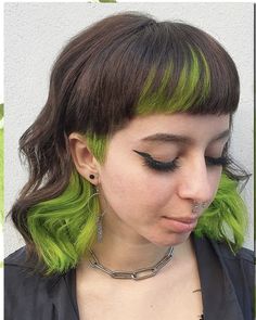 Green Face Frame Hair, Dyed Micro Bangs, Electric Green Hair, Brown And Lime Green Hair, Green And Brunette Hair, Blonde With Green Hair, Block Color Curly Hair, Diffused Color Blocking Hair, Micro Fringe Mullet