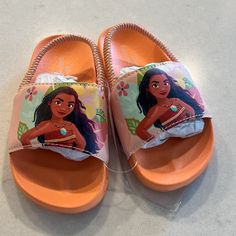 Brand New Disney Shoes, Disney Moana, Girls Sandals, Shoes Brand, Sandals Flip Flops, Moana, Shoe Brands, Flip Flop Sandals, Color Orange