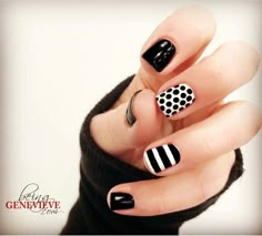 White Nail Design Ideas, Nail Art Blanc, White Nail Design, Black And White Nail, Black And White Nail Art, Mauve Nails, Black Nail Art, White Nail Art, Classic Nails