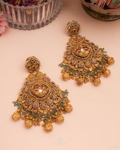 WhatsApp : +917016466150  22kt Gold Heritage Earring | Harit Zaveri Jewelers | Ahmedabad, India. Gold Earrings Indian Wedding Bridal, Ear Rings Gold Indian Daily Wear, Big Earrings Indian, Gold Earing, Gold Jewelry Prom, Unique Wedding Jewelry, Islamic Motifs, Bridal Jewelry Sets Brides