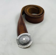 Vintage Original Sterling Silver And Brown Leather Belt Buckle. Beautiful Native American style sterling silver buckle with original brown leather. Awesome antique condition, no issues. Size 33 about. Unisex Leather Belt Buckle, Native American Style, White Plains, Native American Fashion, Brown Leather Belt, Coin Collecting, Belt Buckle, Sterling Silber, American Style