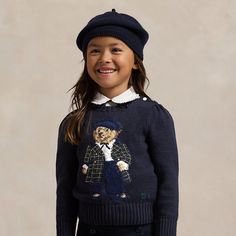 This chunky-knit sweater features our beloved Polo Bear dressed in a signature Ralph Lauren ensemble. Pull Grosse Maille, Chunky Knit Jumper, Girls Jumpers, Girls Outerwear, Polo Bear, A Signature, Ralph Lauren Purple Label, Outerwear Sweater, Formal Shirts