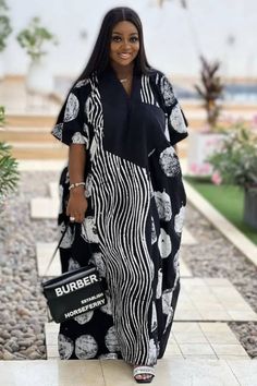 Big Gown Dresses, Vintage Simple Dress, Big Gowns For Women, Kampala Styles For Ladies, Ankara Aesthetic, Bubu Dresses, Boubou Styles For Women, Kaftan Styles, Ankara Dress Designs