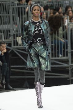 Chanel Autumn/Winter 2017 Ready to Wear Collection Chanel Couture, Catwalk Fashion, Runway Looks, Fashion Show Collection, Fashion Week Spring