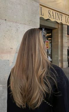 Light Layers For Long Hair, Long Brown Blonde Hair, Long Healthy Light Brown Hair, Dark Dark Blonde Hair, Long Layers Light Brown Hair, Bayalage Dirty Blond, Healthy Dark Blonde Hair, Long Dark Blonde Hair With Layers, Long Blonde Hair Highlights