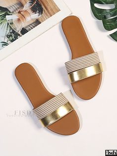 Fisdy - Minimalistic and Fashionable Square-Toe Sandals Square Toe Sandals, Shoe Sole, Square Head, Toe Sandals, Flat Sandals, Leather Upper, Sleek, Sandals, Square