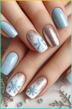 Christmas nail art tutorial Holiday Gel Nails Winter, Winter Snow Nails, Pumpkin Carving Scary, Christmas Nail Art Tutorial, Pumpkin Carving Easy, Cute Pumpkin Carving, Scary Pumpkin Carving, January Nails, Classy Nail Designs