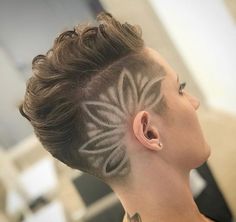 Shaved Hair Designs Undercut, Flower Undercut, Hawk Haircut, Undercut Design, Undercut Designs, Undercut Long Hair