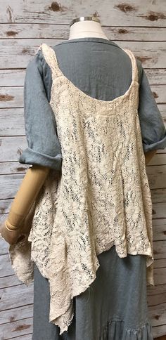 Mosaic Dress, Altered Clothing, Shabby Chic Clothes, Linen Layers, Knot Top, Lace Vest, Vest And Tie, Quirky Fashion, Lace Outfit