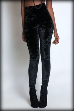 Blacker than the blackest night - crushed velvet leggings with high waist.  If you are unsure about sizing - go up one size. The stretch velvet is not quite as stretchy as spandex.  Size M has an inseam of approx 28 1/4". Made to order. Ships in 1-14 business days. Burnt Velvet Leggings, Doc Martens Black, Doc Martens Outfit, Goth Steampunk, Tokyo Street Fashion, Hipster Grunge, Fashion Terms, Dark Romantic