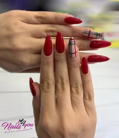 Simple Gel Nails, Almond Acrylic Nails, Red Nail, Xmas Nails, Coffin Nails Designs, Fire Nails