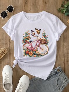 White Casual Collar Short Sleeve Fabric Floral,Butterfly  Embellished Slight Stretch  Women Clothing Printed Tee Women, Trendy Shirt Designs, T Shirt Painting, Moda Vintage, Floral Print Tops, Mode Vintage, White Casual, Butterfly Print, Graphic Tees Women