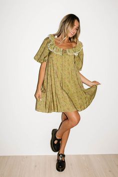 mini good luck puff sleeve dress // green floral *zoco exclusive* Fall Dress Green, Mini Puff Sleeve Dress, Chirch Dress, Cute Dresses Fall, Where To Buy Dresses Online Shops, Cottagecore Concert Outfit, Prairie Dress Outfit, Mini Dress Curvy, Missionary Aesthetic