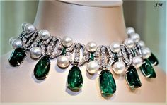 Graff Diamonds, Colombian Emeralds, Emerald Diamond, Pretty Jewellery, Cartier, Diamond Necklace, Emerald