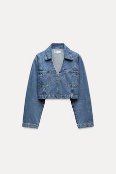 Z1975 CROPPED DENIM SHIRT Cropped Denim Shirt, Moda Denim, Trench Coat Dress, Denim Diy, Denim Blouse, Relaxed Jeans, Collared Shirt, T Shirt Vest, Cropped Denim