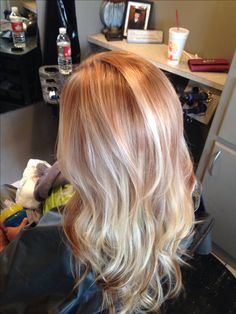 Strawberry blonde hair with gold & copper tones Strawberry Highlights, Light Strawberry Blonde, Red Blonde, Hair Done