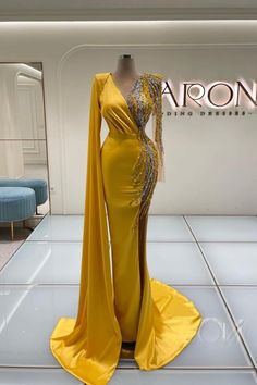 Günstige Abendkleider Lang Gold | Abiballkleider mit Glitzer Long Sleeve Prom Dress Mermaid, Glitter Prom Dresses, Gold Evening Dresses, Beaded Evening Gowns, Prom Dresses Yellow, Evening Dresses With Sleeves, Long Sleeve Prom, Long Sleeve Evening Dresses, Satin Prom Dress