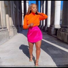 Zara Blogger Pink Satin Rffect Skirt Pink Skirt Outfits, Hot Pink Outfit, Satin Skirt Outfit, Hot Pink Skirt, Color Blocking Outfits, Orange Outfit, Zara Skirts, Brunch Outfit, Black Women Fashion