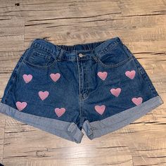 Size Xl. Slight Stretch. Comfy Shein Shorts, Stretchy Shorts, Pink Hearts, Pink Heart, Art Works, Jean Shorts, Pink Blue, Color Blue, Womens Shorts