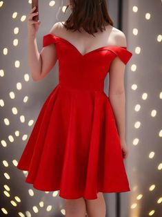 Fabric: Satin Silhouette: A-Line/Princess Neckline: Off-the-Shoulder Hemline/Train: Short/Mini Sleeve: Sleeveless Shown Color: Red