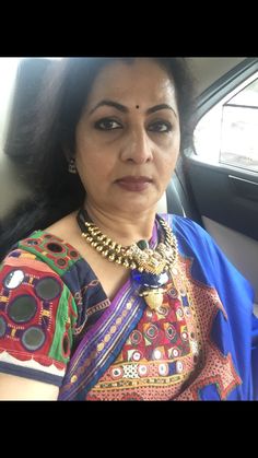 Statement Jewelry Outfit, Blouse Hangings, Simple Saree Designs, Regina Cassandra, Big Women Fashion, Bridal Jewelry Vintage