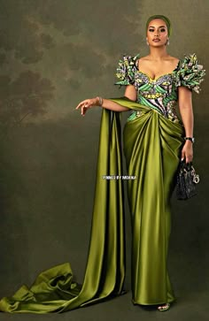 Ibrahim Fernandez - Côte D'Ivoire 🇨🇮 Ankara Outfits, Ankara Dress Designs, Kente Dress, Modest Dresses Fashion, Chic Dress Classy, Womens Trendy Dresses, African Print Dress Designs, Aso Ebi Bella