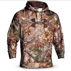 Camo Outfit, Under Armour Hunting, Hunting Camo, Camo Outfits, Camo Hoodie, Hunting Clothes, 1/4 Zip Pullover, Athletic Outfits, Under Armour Men