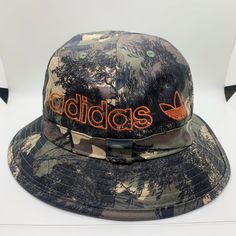 New Adidas Originals Canvas Camo Bucket Hat - Ev7682 - Unisex Osfa - Nwt Fast Shipping Thanks For Shopping Camo Bucket Hat, Adidas Baseball Cap, Adidas Beanie, Adidas Camo, Adidas Orange, Camo Hat, Mens 90s, Black Trucker Hat, Adidas Hat