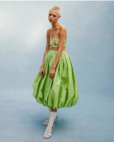 MATCHESFASHION: Meaning Well - Puff Skirt… Poofy Skirt Outfit, Puff Ball Skirt, Puff Skirt Outfit, Bubble Mini Dress, Balloon Skirt Pattern, Puff Skirt, Puffball Skirt, Balloon Skirt Dress, Bubble Skirt Pattern