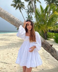 Easy Aesthetic Poses, Modest Outfits For Goa, Goa Beach Dress For Women, Summer Outfits Midsize Women Aesthetic, Beach Frocks For Women, Aesthetic Poses In One Piece Dress, Poses In Goa, Goa Outfits Women Plus Size, Goa Fashion Outfits