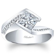 a princess cut diamond engagement ring