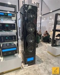 there are many speakers on display in the store