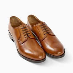 NEWThe GABU Lace-up Derby represents a return to dressing well with this perfectly crafted, classic lace-up Derby style. Versatile and long-wearing, GABU is artfully crafted from premium, grained Italian calf leather with my brand signature heel detail. I've enforced the vamp to ensure these will stand up to my life (a