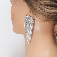 These Beautiful Romantic LONG tassel Drop CRYSTAL BRIDAL EARRINGS are made of very fine quality of Crystals for your special day! Even we have hard time taking pictures because of their shine 😄 so we want to shine our brides on their special days. The material used in this jewelry are free from Lead, Nickel, Cadmium so it will not give you any skin irritation and environment friendly too.. MEASUREMENTS -EARRINGS measure about 10 cm long 3.5 cm wide.. ► ABOUT YOUR ORDER * All items are neatly pa Diamond Earrings Long, Bridal Earrings Statement, Bridal Statement Earrings, Crystal Bridal Earrings, Crystal Diamond, Back Jewelry, Jewelry Bridal, Earrings Crystal, Jewelry Card