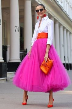 Dramatic Fashion, Pink Tulle Skirt, Tulle Skirts, Heart Clothes, Chic Blouses, Party Skirt, Stunning Outfits, Carrie Bradshaw