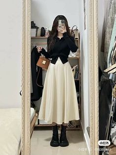 Japanese School Outfits Long Skirt, Japanese Skirt Outfits Long, Modest Japanese Outfits, Long Skirt Korean Outfit, Korean Skirt Outfits Long, Modest Japanese Fashion, Women Skirt Outfits, Outfits Ideas Skirt, Skirt Outfits Indian