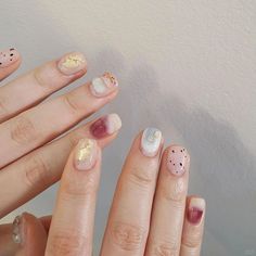 Shop our best nails $4 now ❀ evevey.com #nails#Decembernails #Winternails #christmasnails #fallnails #shortnails #mediumnails #longnails #Pressonnails #trendynailsideas #nailinspotrendy #nailinspiration #y2knails #birthdaynails #minimalistnails #almondnails #classybaddienails #trendynails