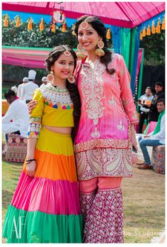 Garba Dresses, Baby Lehenga, Kids Pageant Dresses, Outfits For Kids, Bridal Mehndi Dresses, Mehendi Outfit, Delhi Wedding, Mehendi Outfits