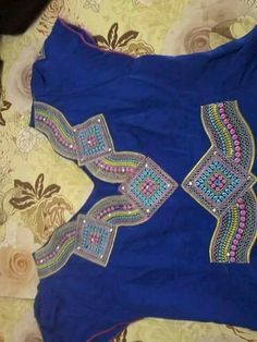 Embroidery Designs Fashion, Asian Outfits, Blouse Pattern, Stitch Design, Neck Pattern, Kids' Dresses, Neck Designs