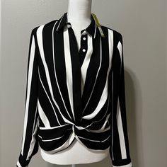 Gianni Bini Black And White Striped Long Sleeve Blouse. New With Tags. Size Small. Hot Pink Blouses, Ss 2024, Black Sequin Top, Red Tunic, White Floral Top, Scoop Neck Blouses, Ruffle Sleeve Blouse, Lace Peplum, Ribbed Knit Top