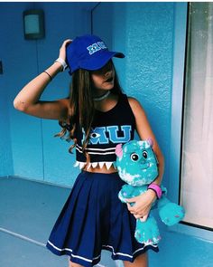 Best Friend Halloween Costumes, Ladies Hats, Holloween Costume, Costumes For Teens, Trendy Halloween Costumes, Monsters University